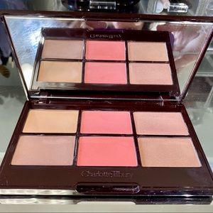 Charlotte Tilbury Glowing, Pretty Skin Palette
